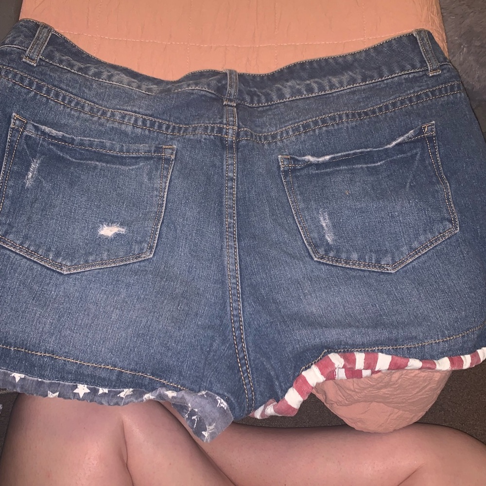 Flag shorts - Picture 3 of 3